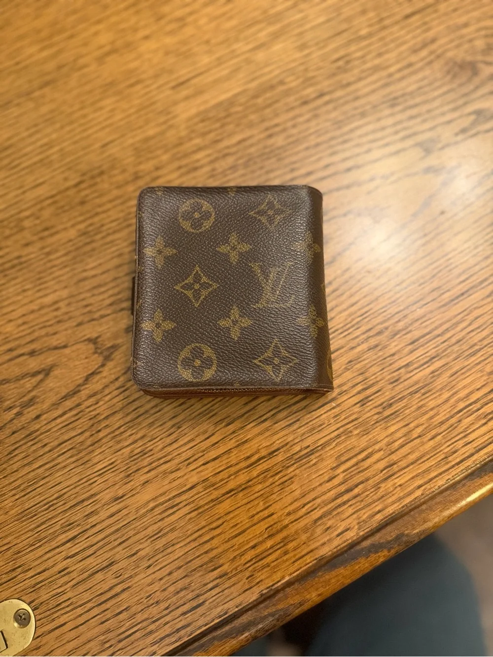 Louis Vuitton Monogram Canvas Zip Compact Wallet-unisex authentic vintage